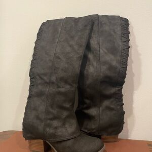 Fergalicious Black Knee-High Boots women’s size 7.5